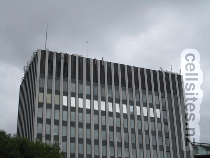 Optus/Telstra/Three/Vodafone 71–79 Macquarie Street